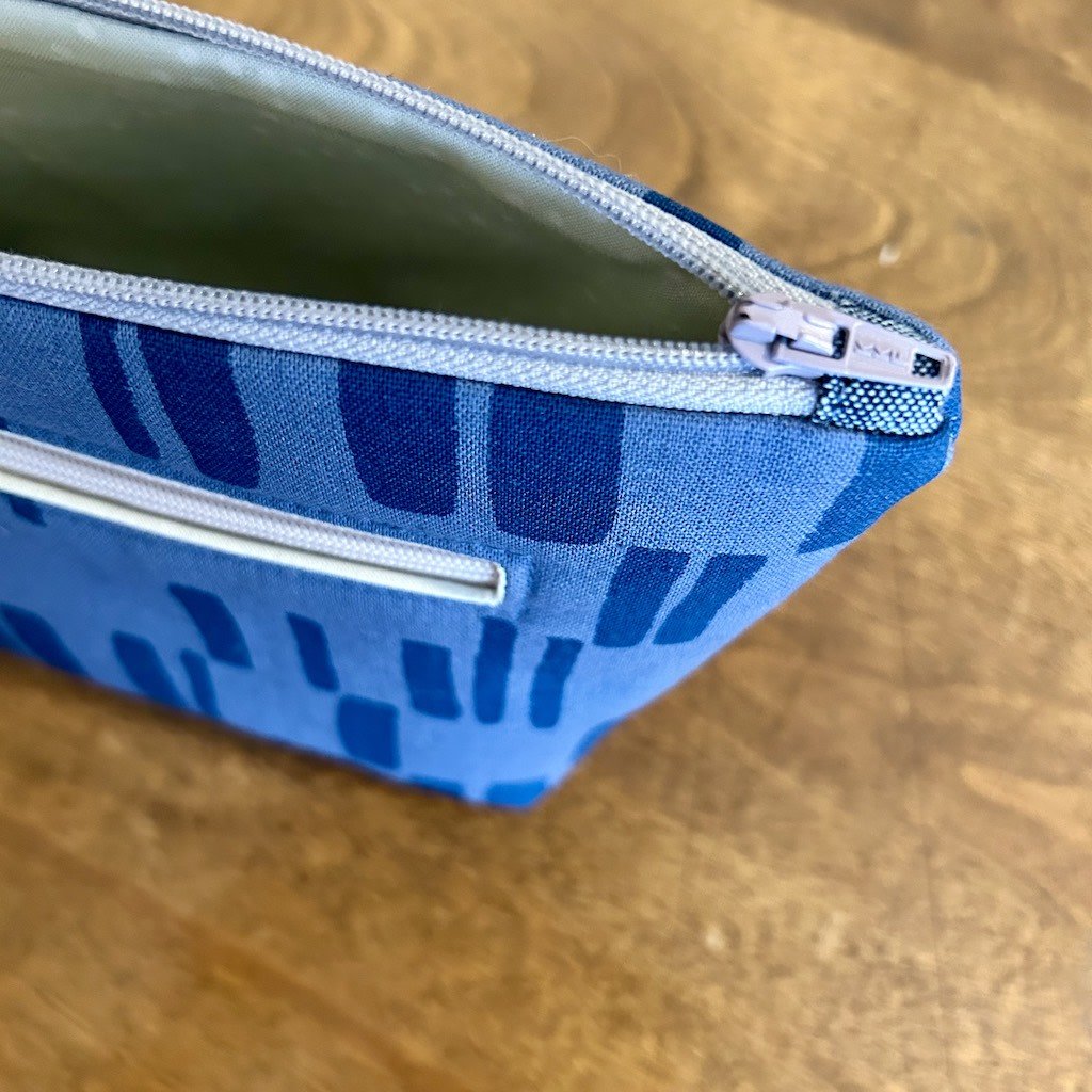 Zippered Pouch : Friday June 21, from 11am-3pm - the workroom