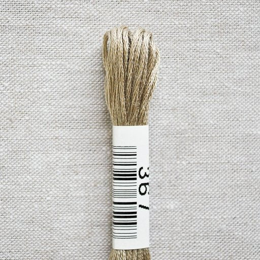 Cosmo : Cotton Embroidery Floss : 367 - the workroom