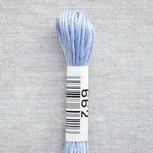 Cosmo : Cotton Embroidery Floss : 662 - the workroom