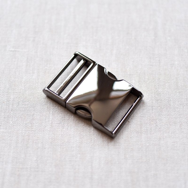 Curved Side Release Buckle : Metal : Various Colours - the workroom