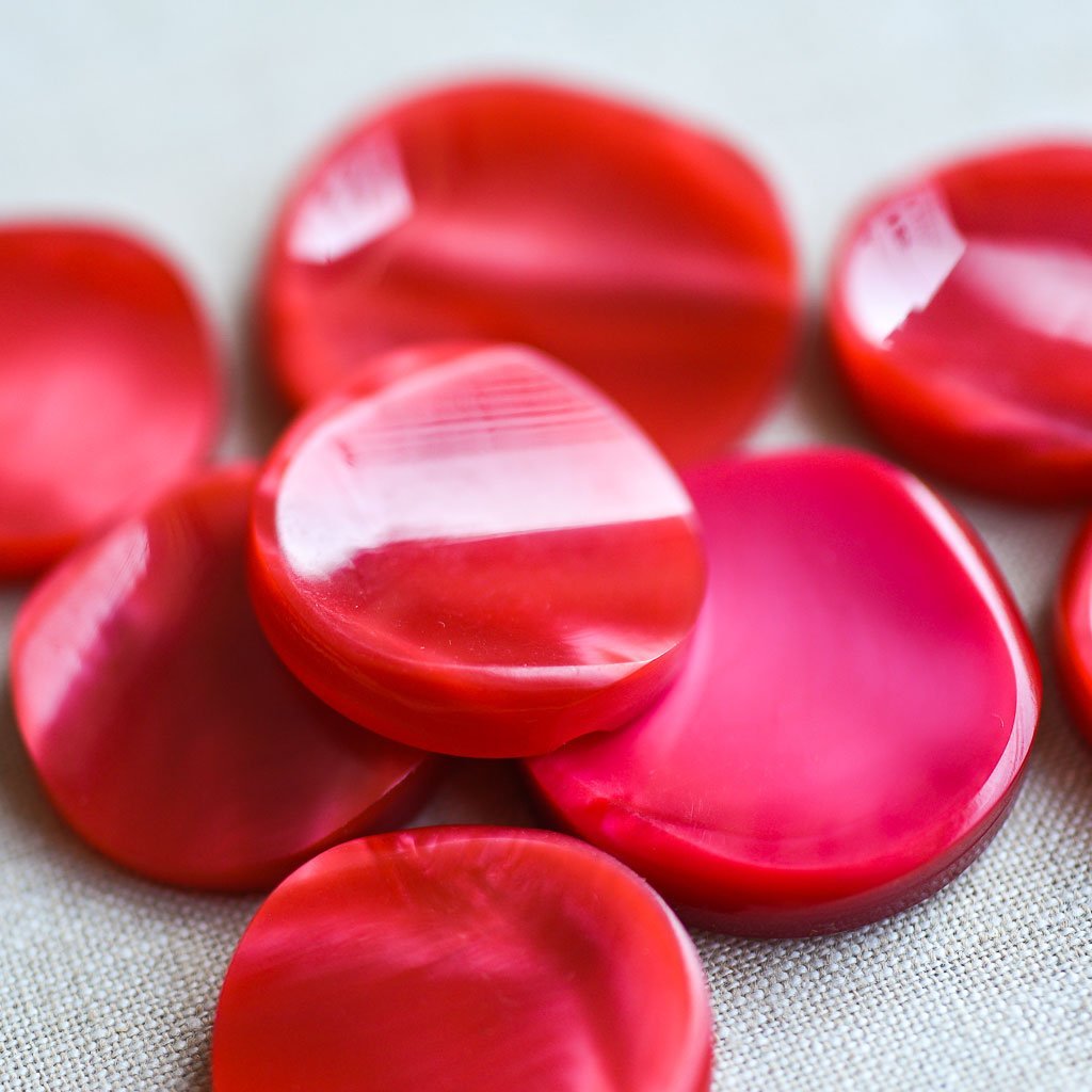 The Button Dept. : Plastic : Cherry Toffee - the workroom