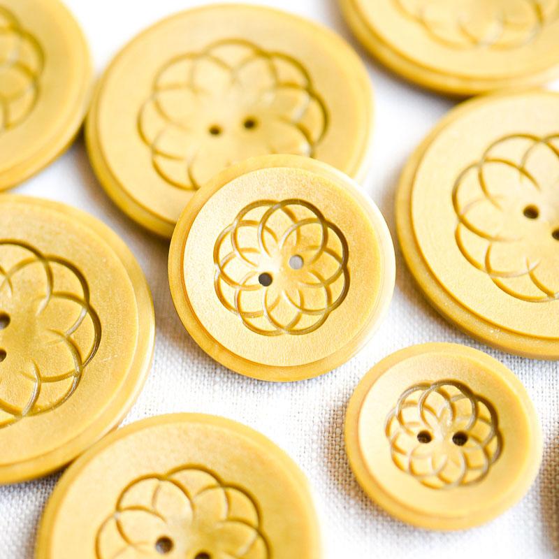 The Button Dept. : Plastic : Gingerbread Dahlia - the workroom