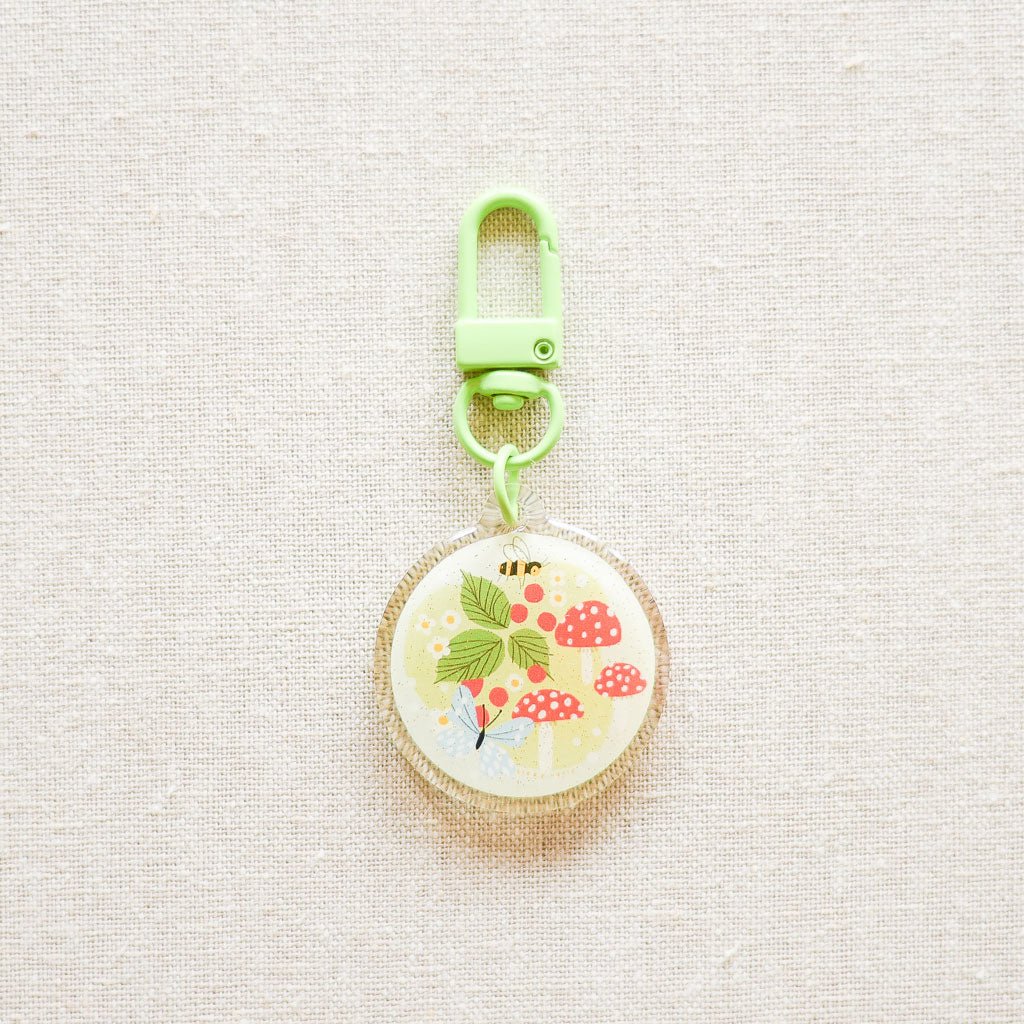 Lizzy House : Limited Edition Zipper Charm : Tiny Meadow - the workroom