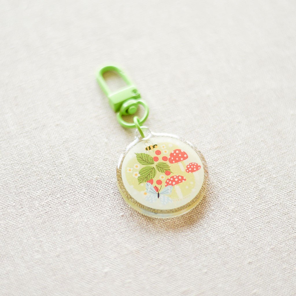 Lizzy House : Limited Edition Zipper Charm : Tiny Meadow - the workroom