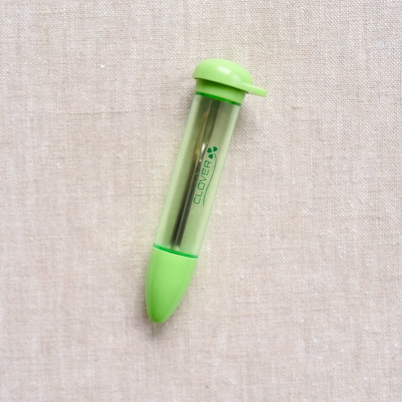 Clover : Chibi Yarn Darning Needle Set : 3 needles/case - the workroom