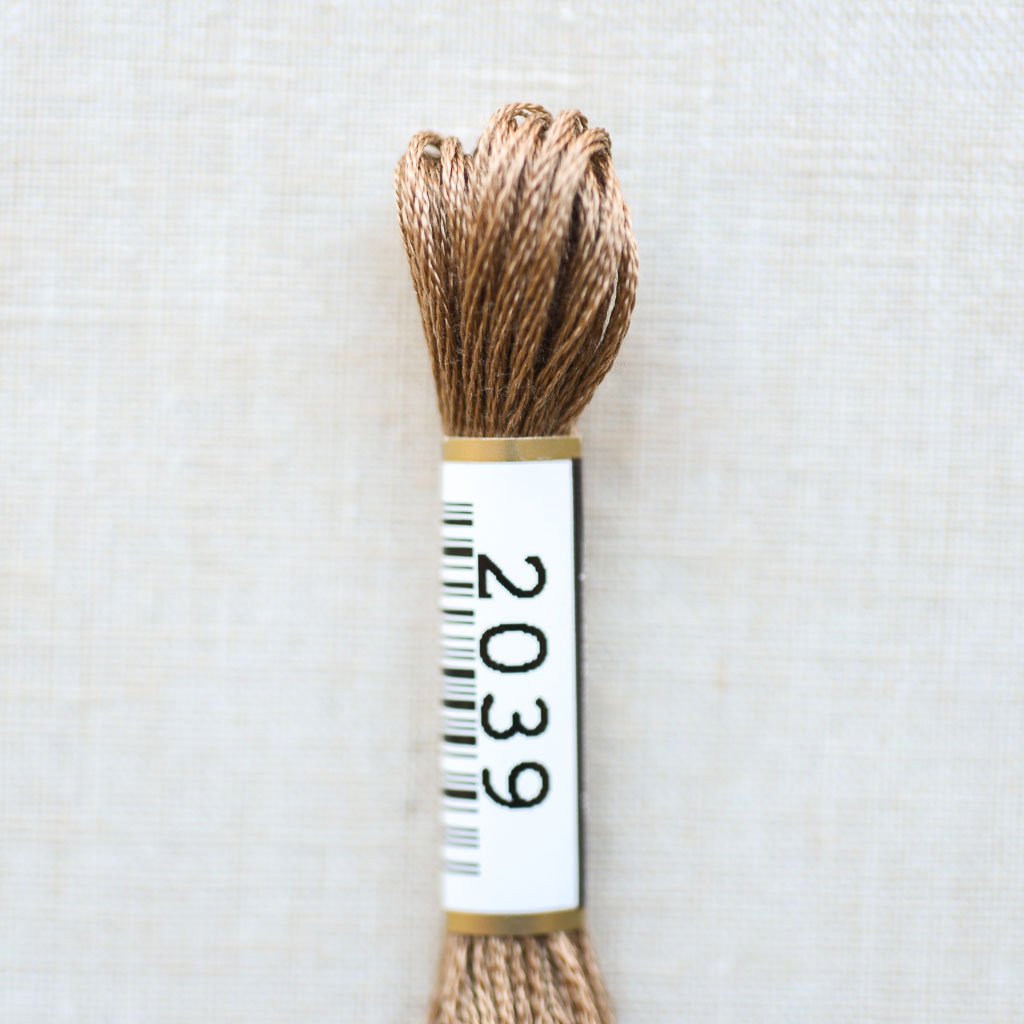 Cosmo : Cotton Embroidery Floss : 2039 - the workroom