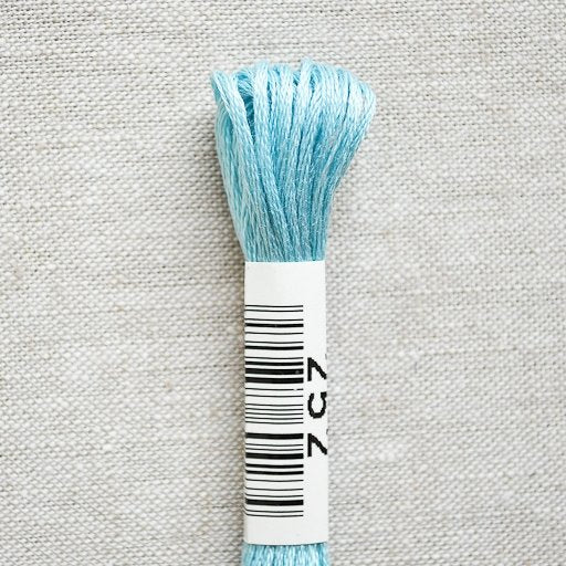 Cosmo : Cotton Embroidery Floss : 252 - the workroom