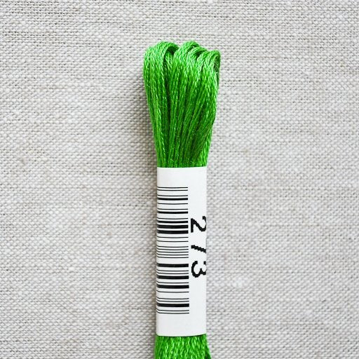 Cosmo : Cotton Embroidery Floss : 273 - the workroom