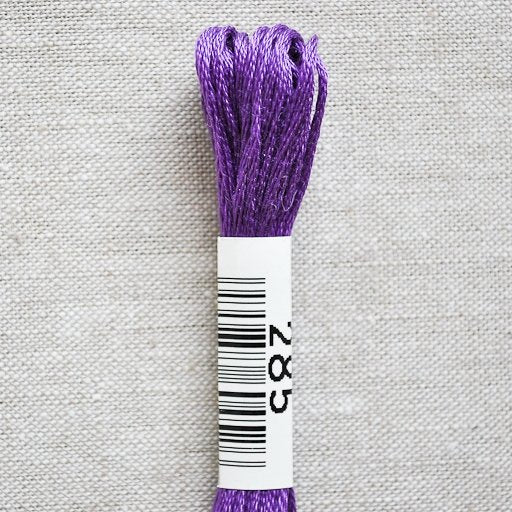 Cosmo : Cotton Embroidery Floss : 285 - the workroom