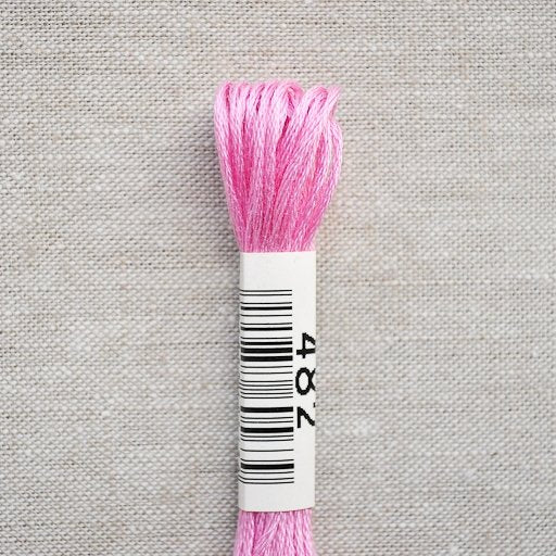 Cosmo : Cotton Embroidery Floss : 482 - the workroom