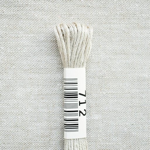Cosmo : Cotton Embroidery Floss : 712 - the workroom