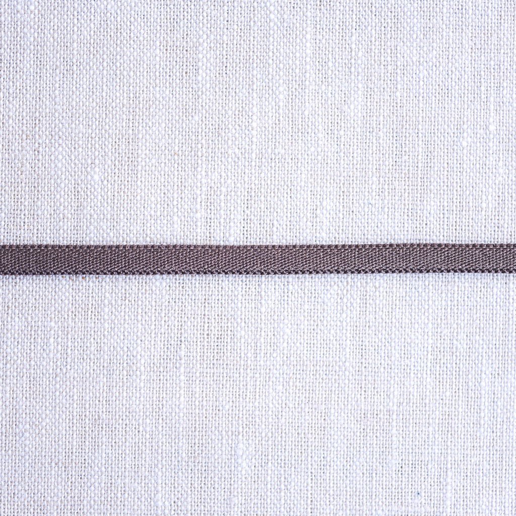 1 Wide Stretch Belting Black Polyester/Elastic/Blend Trim by the Yard  (M217.32)