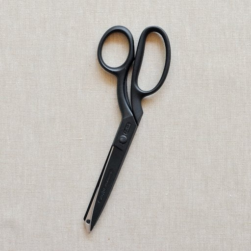 Gingher : Featherweight Bent Dressmaker's Shears : Black 8" Right-Handed - the workroom