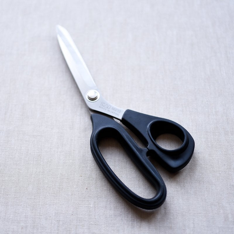 Kai : Dressmaking Shears : 8” Right-Handed - the workroom