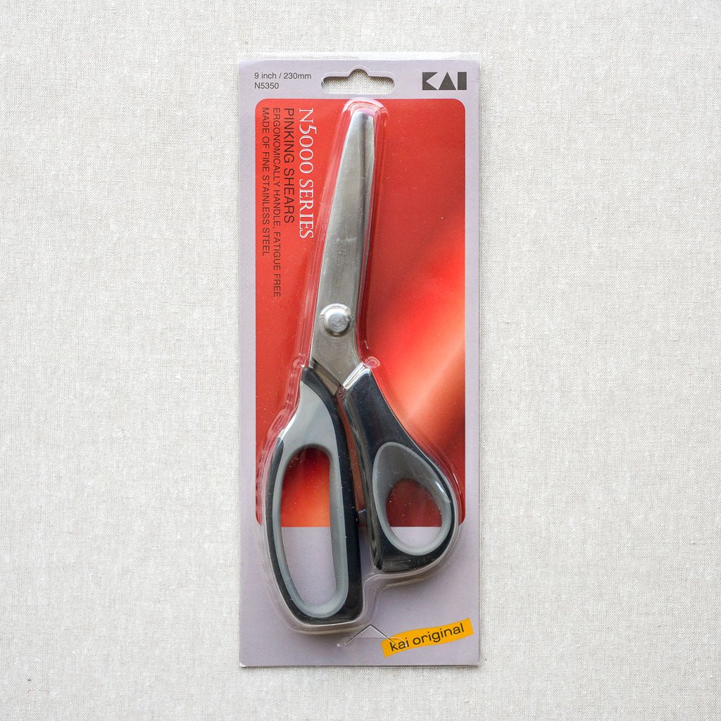 Kai : Pinking Shears : 9" Right Handed - the workroom