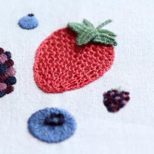 Kiriki Press : Embroidery Stitch Sampler : Berries - the workroom