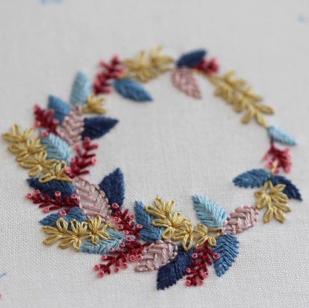 Kiriki Press : Embroidery Stitch Sampler : Winter Wreath - the workroom