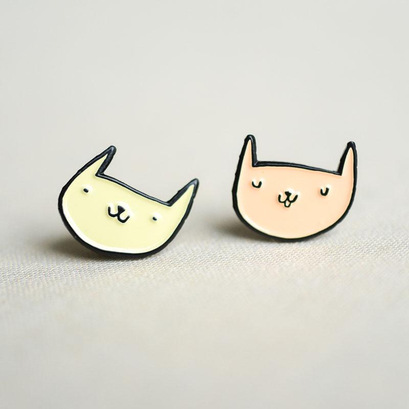 Lizzy House : Cat Face Lapel Pins - the workroom
