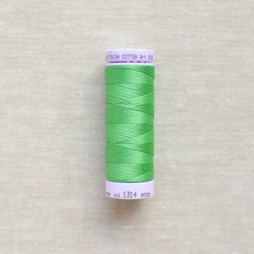 Mettler : Silk-Finish Cotton Thread : Vibrant Green : 150m - the workroom