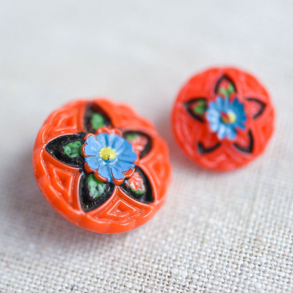 The Button Dept. : Glass : Tomato Flora - the workroom