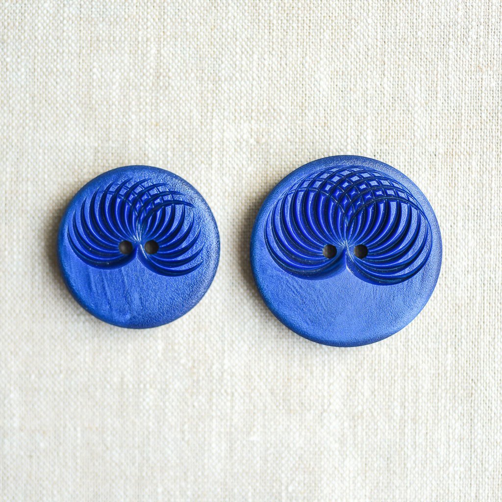 The Button Dept. : Plastic : Blueberry Slinky - the workroom