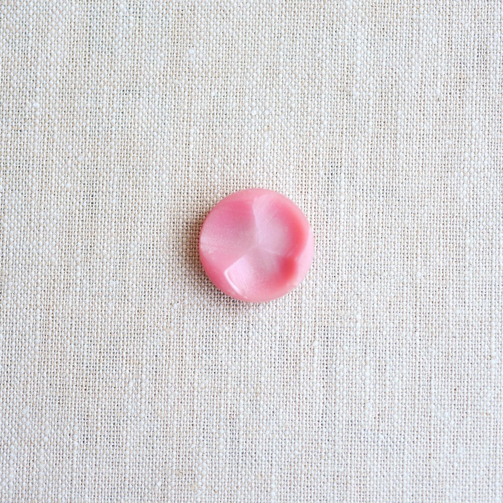 The Button Dept. : Plastic : Bubblegum Meringue - the workroom