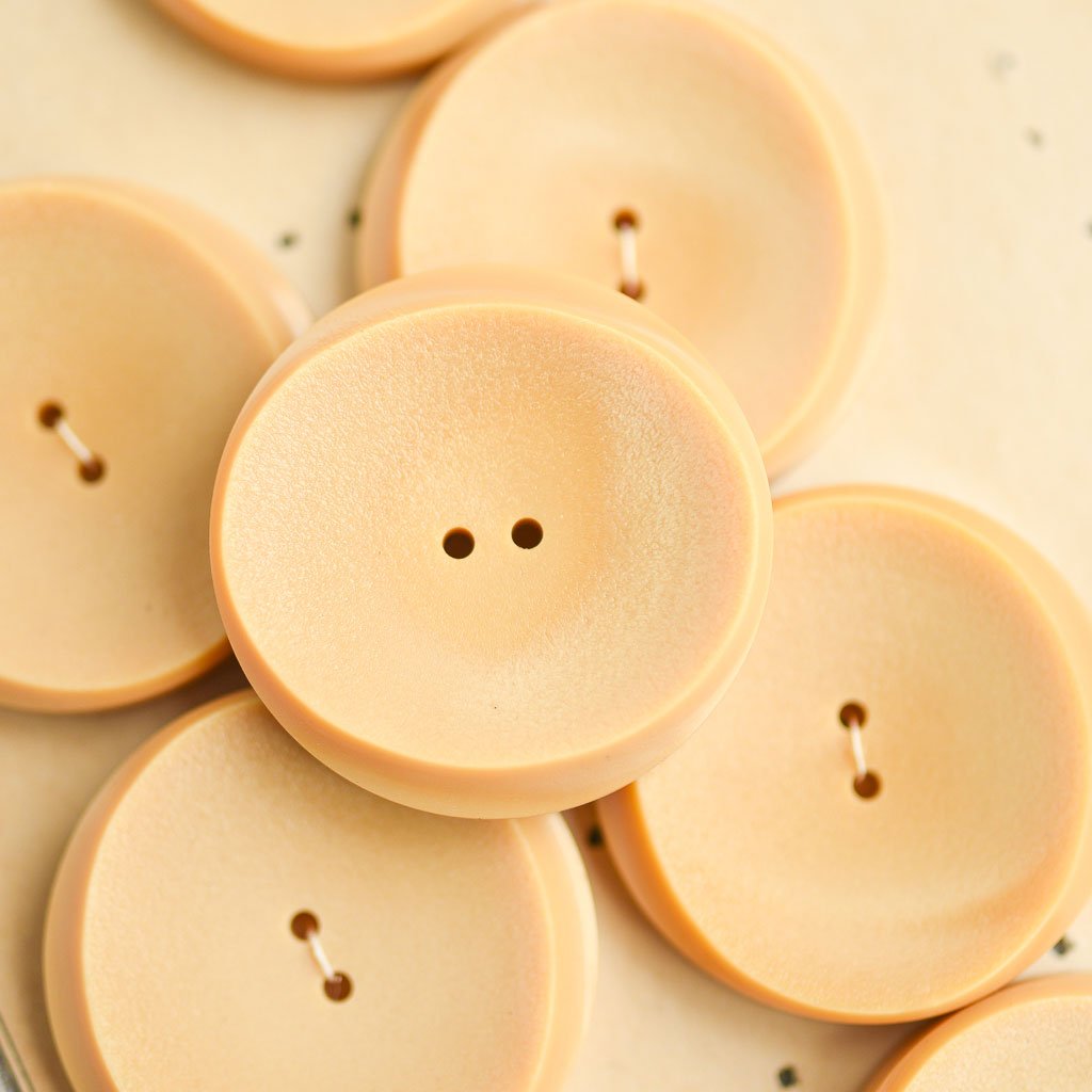 The Button Dept. : Plastic : Butterscotch Oval Eclipse - the workroom