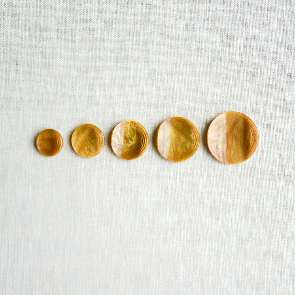 The Button Dept. : Plastic : Caramel Pringle - the workroom