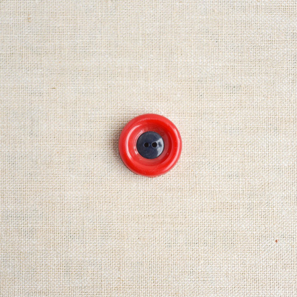 The Button Dept. : Plastic : Currant Donut - the workroom