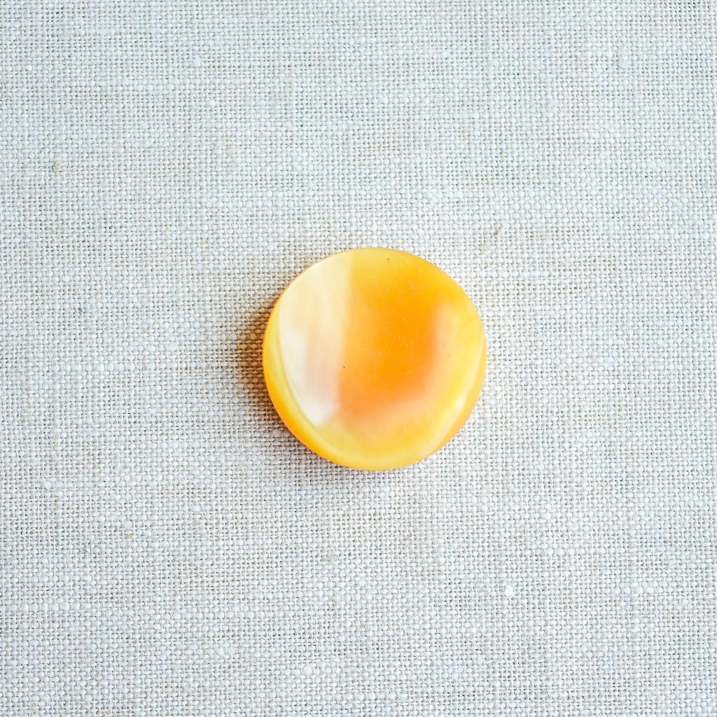 The Button Dept. : Plastic : Honey Toffee - the workroom