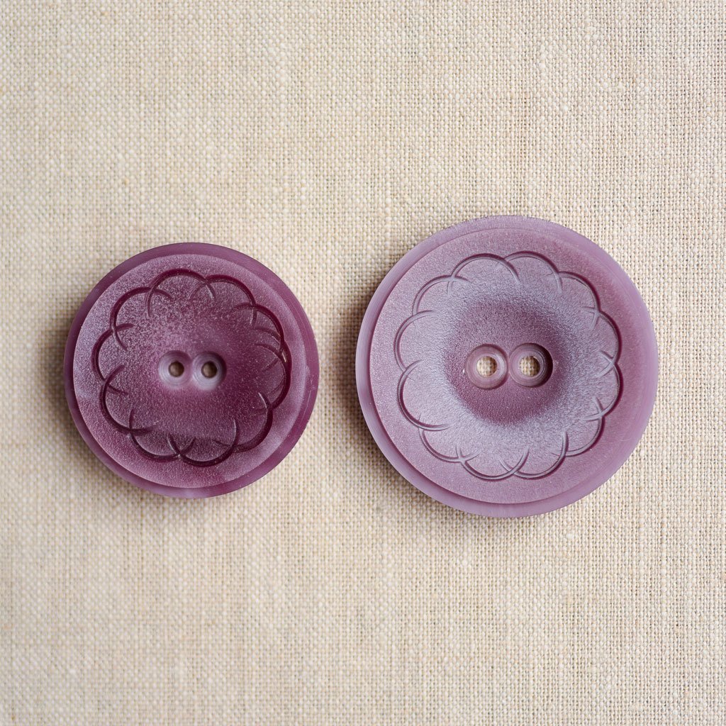 The Button Dept. : Plastic : Lavender Zinnia - the workroom