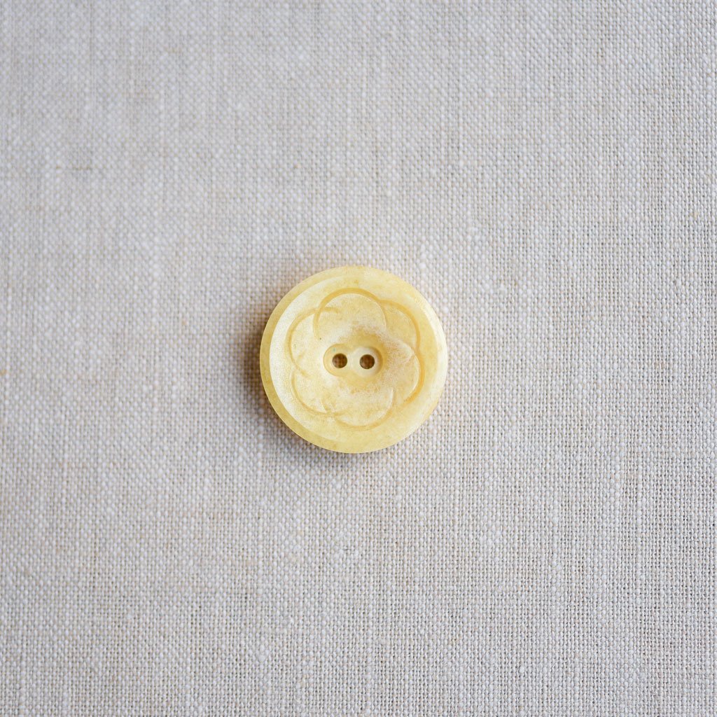 The Button Dept. : Plastic : Marzipan Zinnia - the workroom