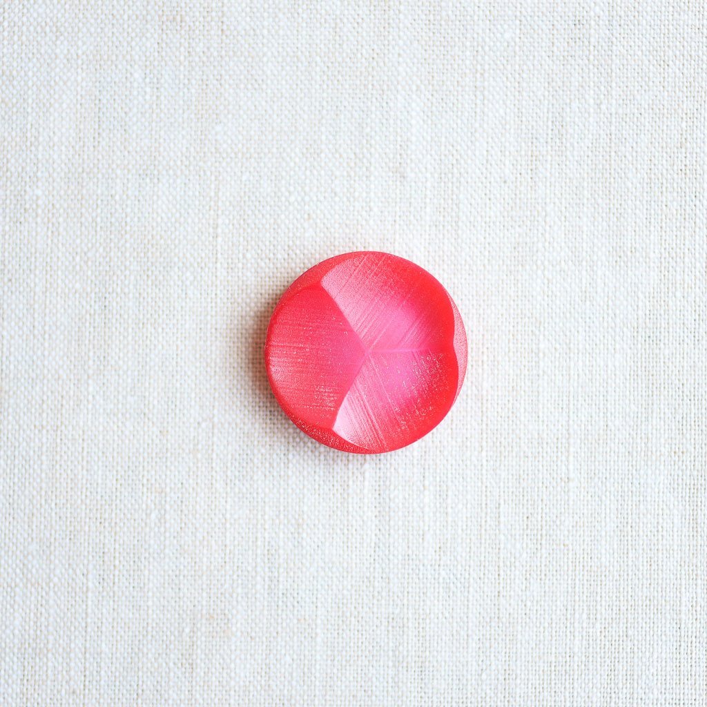 The Button Dept. : Plastic : Raspberry Meringue - the workroom