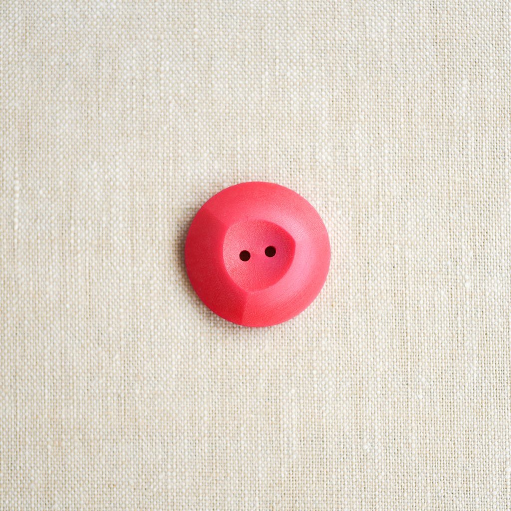 The Button Dept. : Plastic : Raspberry Winegum - the workroom