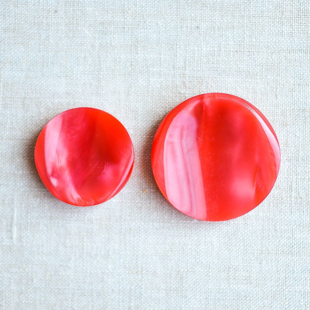 The Button Dept. : Plastic : Strawberry Toffee - the workroom