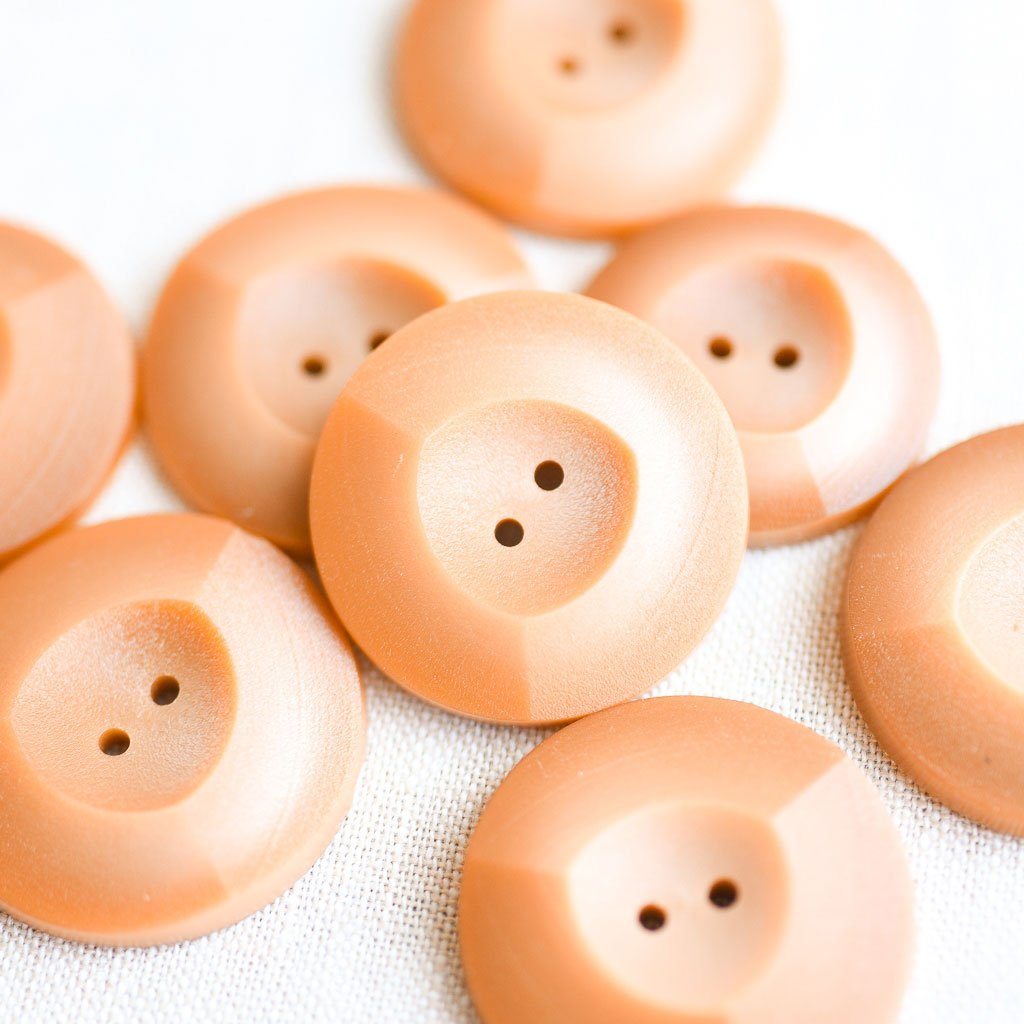 The Button Dept. : Plastic : Toasted Almond Winegum - the workroom