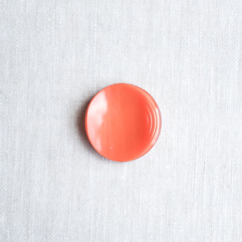 The Button Dept. : Plastic : Tomato Pringle - the workroom