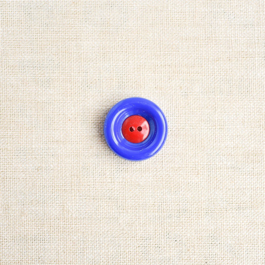 The Button Dept. : Plastic : Wild Berry Donut - the workroom