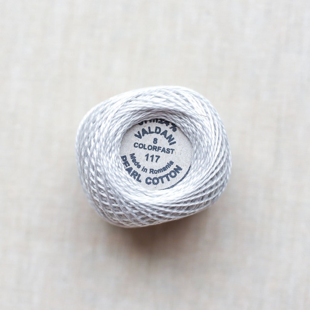 Valdani Pearl : 117 - White Smoke Grey : Solid Cotton Thread : 8wt : 67m - the workroom